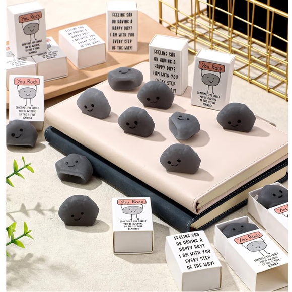 10ct You Rock Gift Boxes - Picture 2 of 3